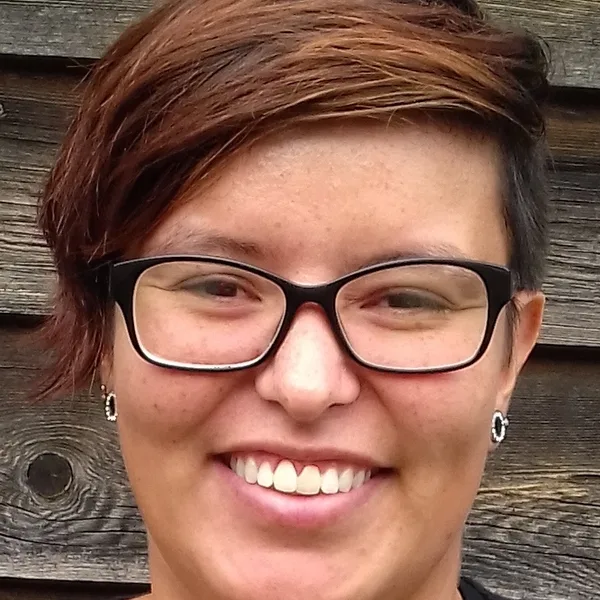 Yessika Constanza Buchhave, Skoleassistent i indskolingen