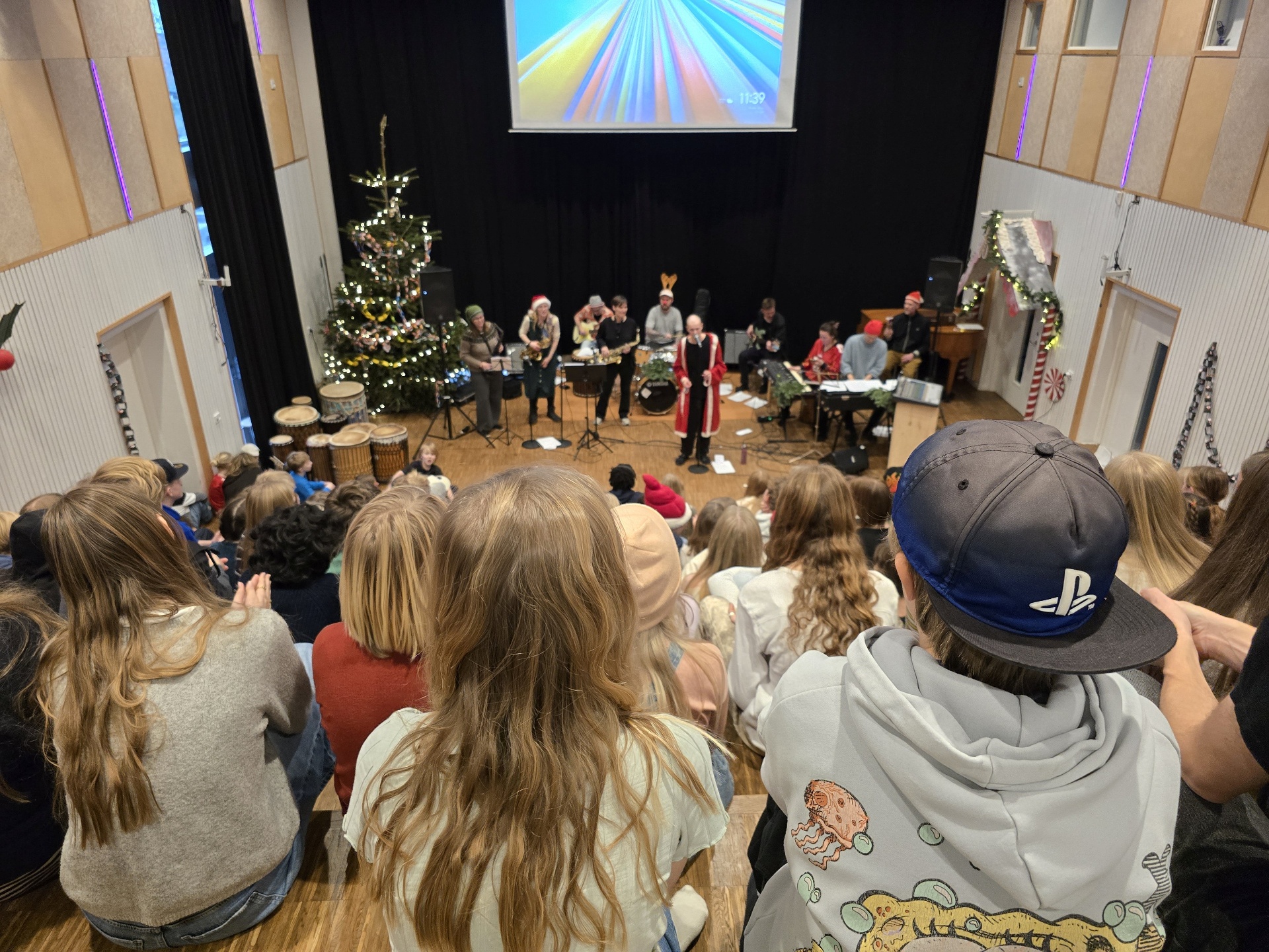 Skolens faciliteter og lokaler